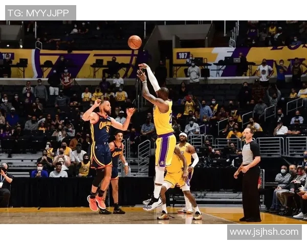 2018年10月13日湖人与勇士精彩对决数据分析与赛况回顾